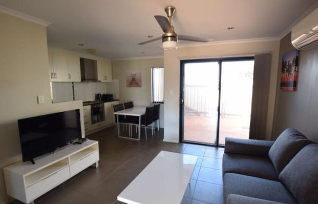 FURNISHED - Private 1x1 in Great Location - Photo 1