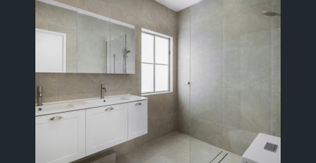 Brand New, Spacious Four Bedroom Duplex in Convenient Location - Photo 3