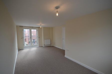 3 BED Town house To rent - Photo 2