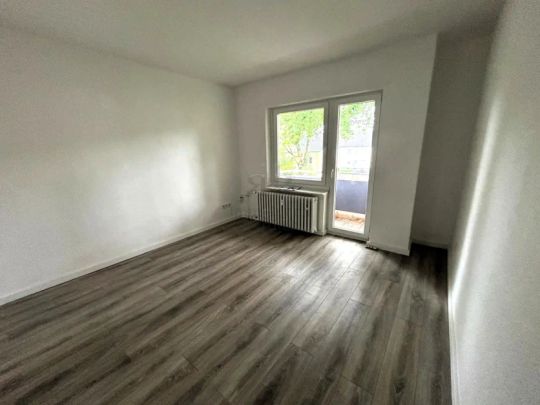 Kleine 3,5 Raum Wohnung mit Balkon im 2. Obergeschoss - Photo 1