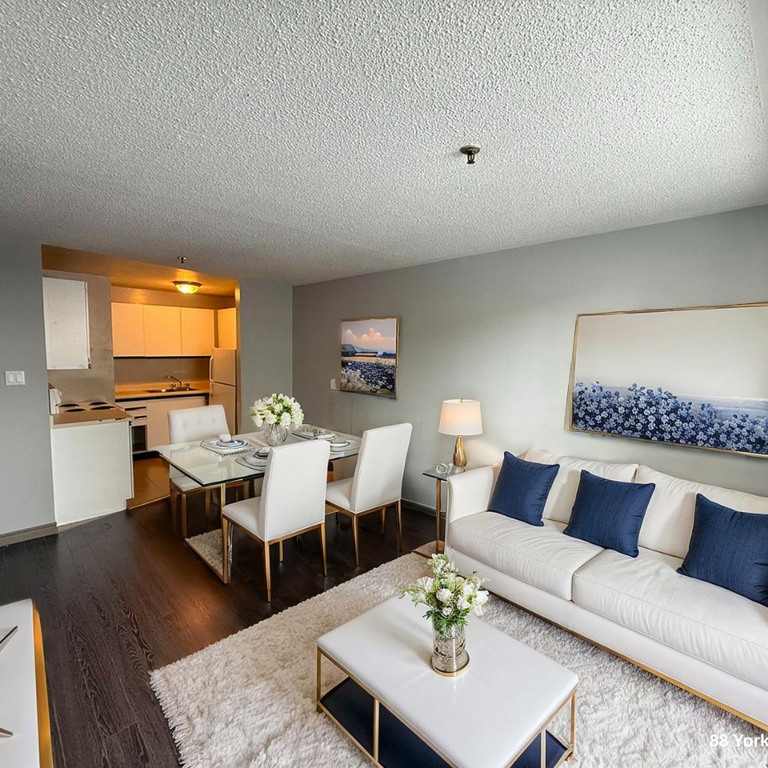 One Bedroom Apartment - Photo 1