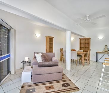 FURNISHED BEACHFRONT UNIT - CLIFTON BEACH - Photo 2