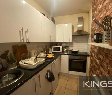 2 bedroom apartment to rent - Photo 3