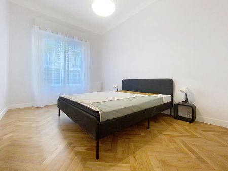 Location Appartement 3 pièces 53m² NICE 06100 - Photo 2