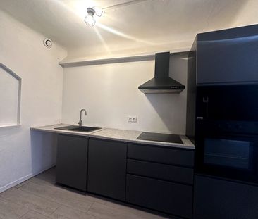 Location Appartement 4 pièces 80m² - Photo 3