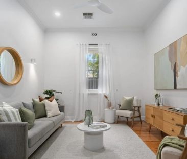 Charming Updated Cottage in The Heart of Somerton Park - Photo 4