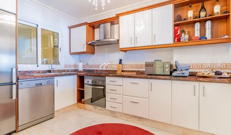 Apartamento · Alquiler a largo plazo · - Photo 4