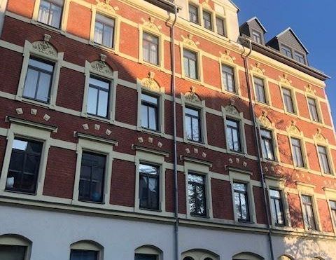 Gemütliche 2-Zimmer mit Balkon! Jetzt einziehen und im neuen Jahr erst zahlen! - Photo 1