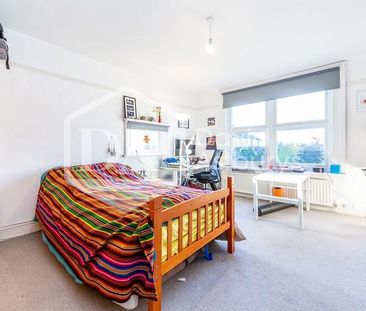 4 bedroom terraced house to rent - Photo 4