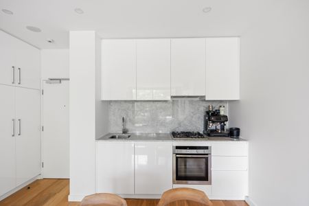 201/41 Kerr Street, Fitzroy VIC 3065 - Apartment For Rent | Domain - Photo 2