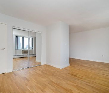 800 Richmond Street West - Photo 3