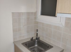 Studio/Γκαρσονιέρα για ενοικίαση - Καμίνια – Παλαιά Κοκκινιά, - Photo 1