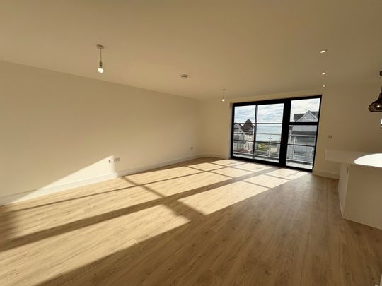 NEW BUILD 5 Burnaby Road, Bournemouth - Photo 1