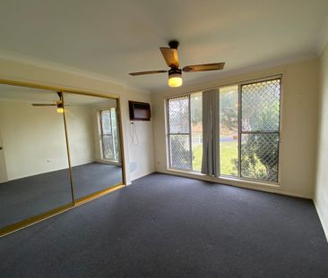 Space to Relax and Entertain - Photo 6