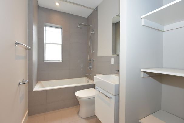 83 Isabella Street - Photo 1