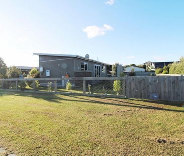 Simple and Sweet - Photo 4