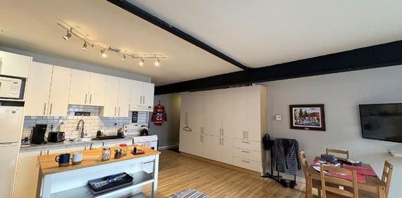 Loft entièrement meublé à louer Vieux-Québec juillet 2026 - Photo 2