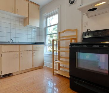 For Lease - 35 Lindsey Avenue, Toronto, Ontario - Photo 6