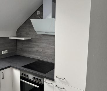 2 - Zimmer Dachgeschoss - Wohnung - Foto 1