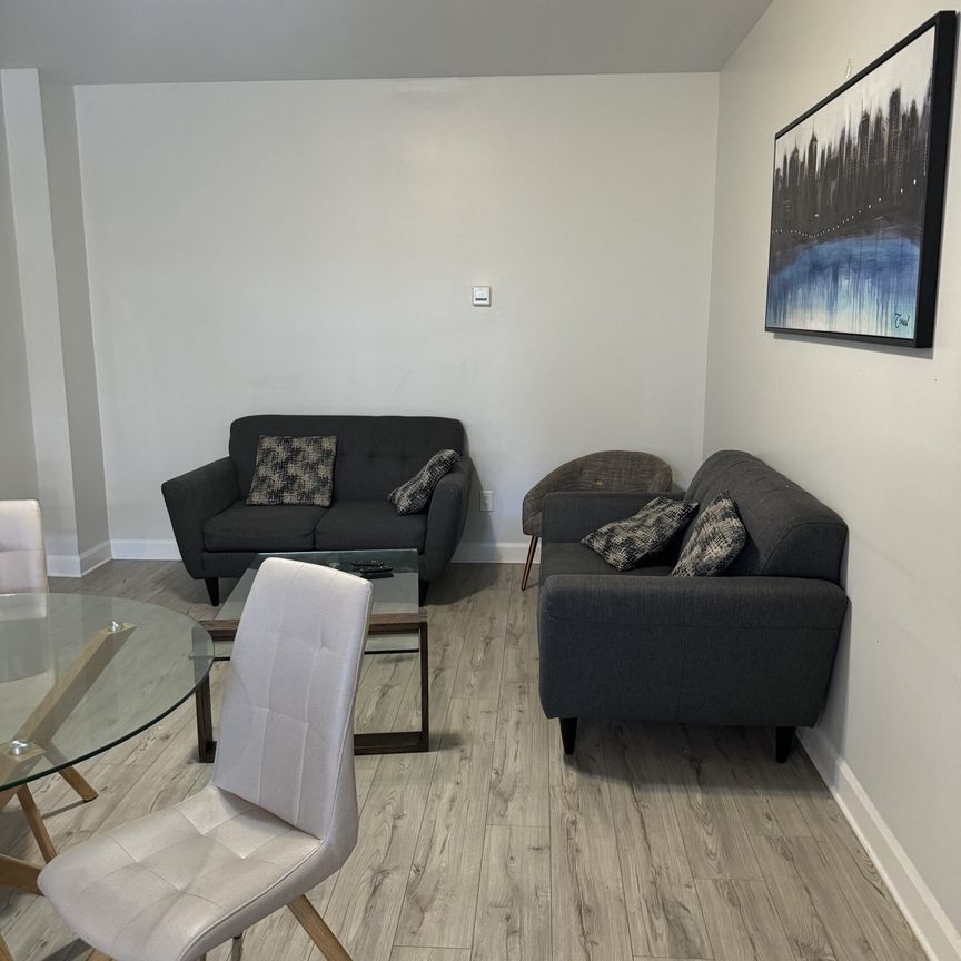 115 Amaya, Ottawa, ON K2A 3X7 - Photo 1