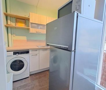 F1 BIS MEUBLÉ PROCHE CENTRE VILLE - Photo 6