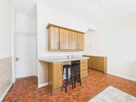 2 bedroom terraced house to rent - Photo 2