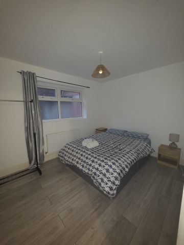 1 Bed Flat, Fieldgate Street, E1 - Photo 3