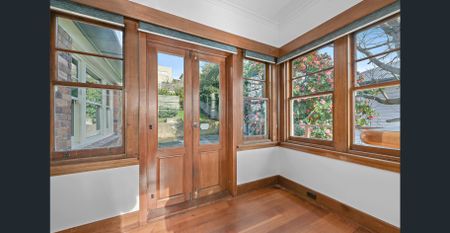 Fabulous on Forest - Photo 5