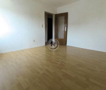 !!! ImmoPoint !!! Gemütliche Dachgeschoßwohnung - Einbauküche zur f... - Foto 1