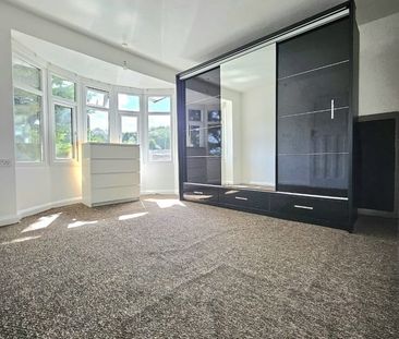3 Bed Semi-Detached House, Meyrick Avenue, LU1 - Photo 4