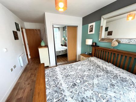 2 bedroom apartment to rent - Photo 3