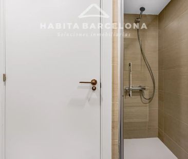 Barcelona - Photo 3