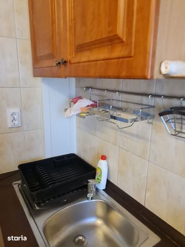 Apartament cu 2 camere - zona Alexandru cel Bun - Lic. Ec.de Turism - Photo 2