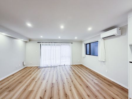 Free standing Brand New 2-Storey 4-Bedroom Home with 2 Kitchens - Photo 3