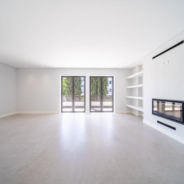 Apartamento T4 em Lisboa - Foto 1