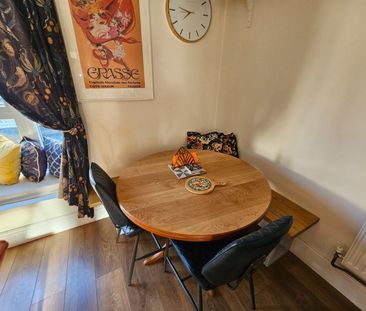 2 Bed Maisonette, London, E14 - Photo 4