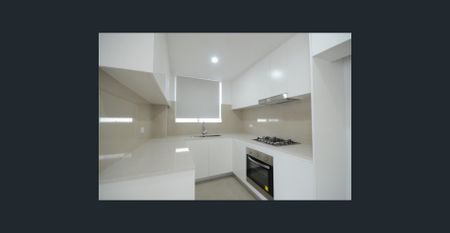 Near New 3 Bedroom Apartment!!! Luxury Living!!! - Photo 3