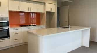 Modern Family Home - Photo 4