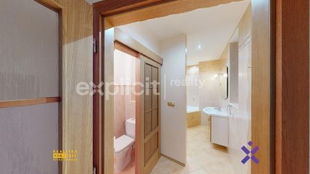 Pronájem bytu 2+kk 86 m - Fotografie 2