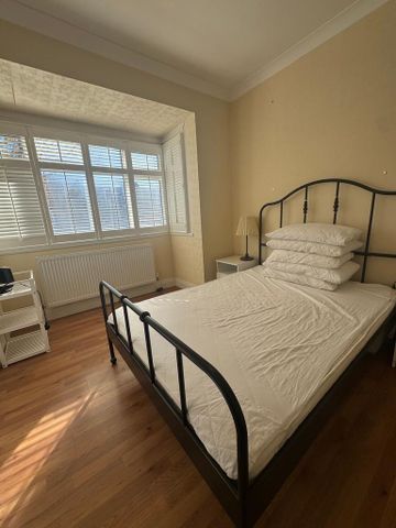 1 bedroom property to rent - Photo 5