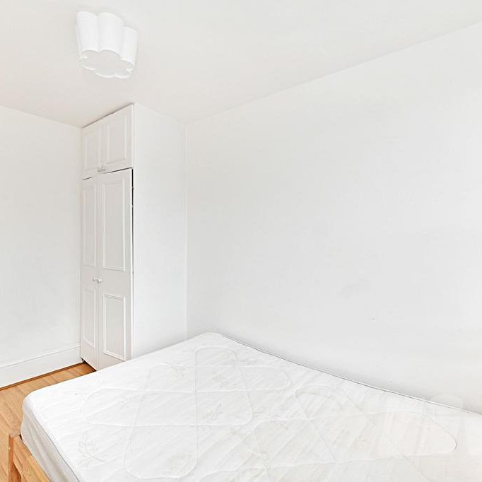 3 bedroom apartment to rent - Photo 1