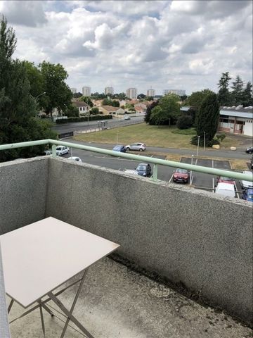 T2 POITIERS – La plaine – 50.74 m2 - Photo 2