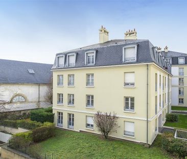 location Appartement T2 DE 66.09m² À ST GERMAIN EN LAYE - Photo 4