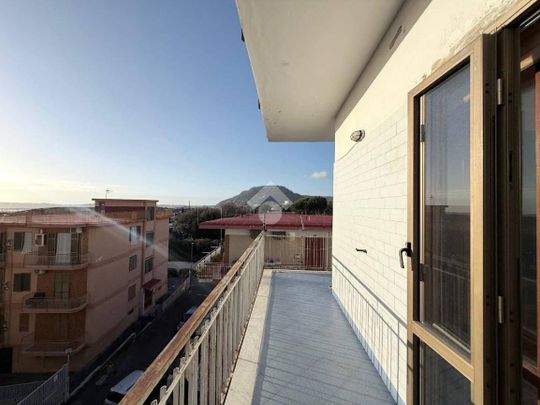 Trilocale traversa Solfatara, Pozzuoli Alta, Pozzuoli - Photo 1