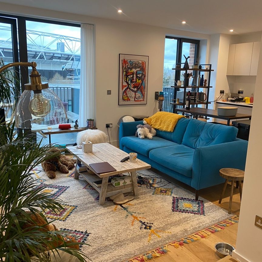 1 Bed Flat, Wild Flower Gardens, E3 - Photo 1