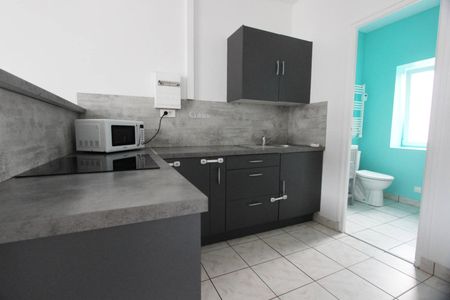 UN TYPE 2, PROCHE DE L’EMBARCADÈRE DE LOCMARIA. - Photo 4
