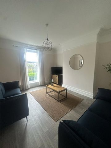 5 bedroom terraced house to rent - Photo 3