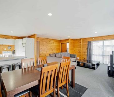 Spacious on Cargill - Photo 4