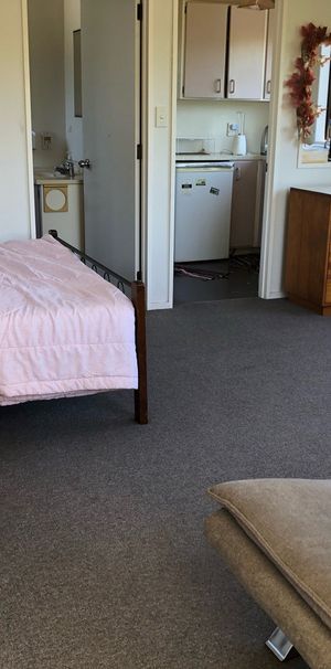 A/52 Rosamund Avenue - Photo 1