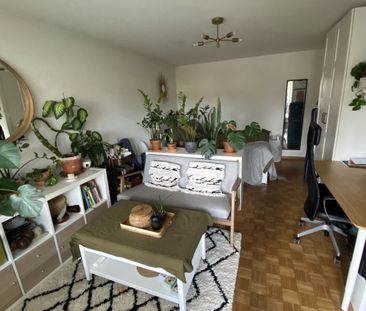 ONE-ROOM APARTMENT IN ZURICH – DISTRICT 9 ALTSTETTEN, FURNISHED, TE... - Photo 2